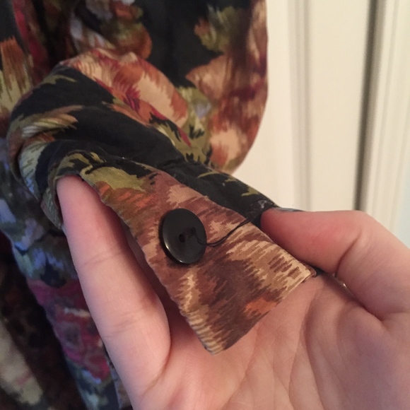 Vintage Floral Blouse - Picture 3 of 6